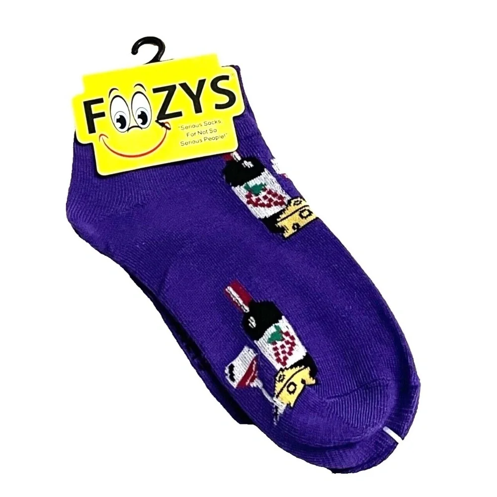Foozy's Women's‎ Ankle Socks: Wine & Cheese; Purple; Women's Size 9-11